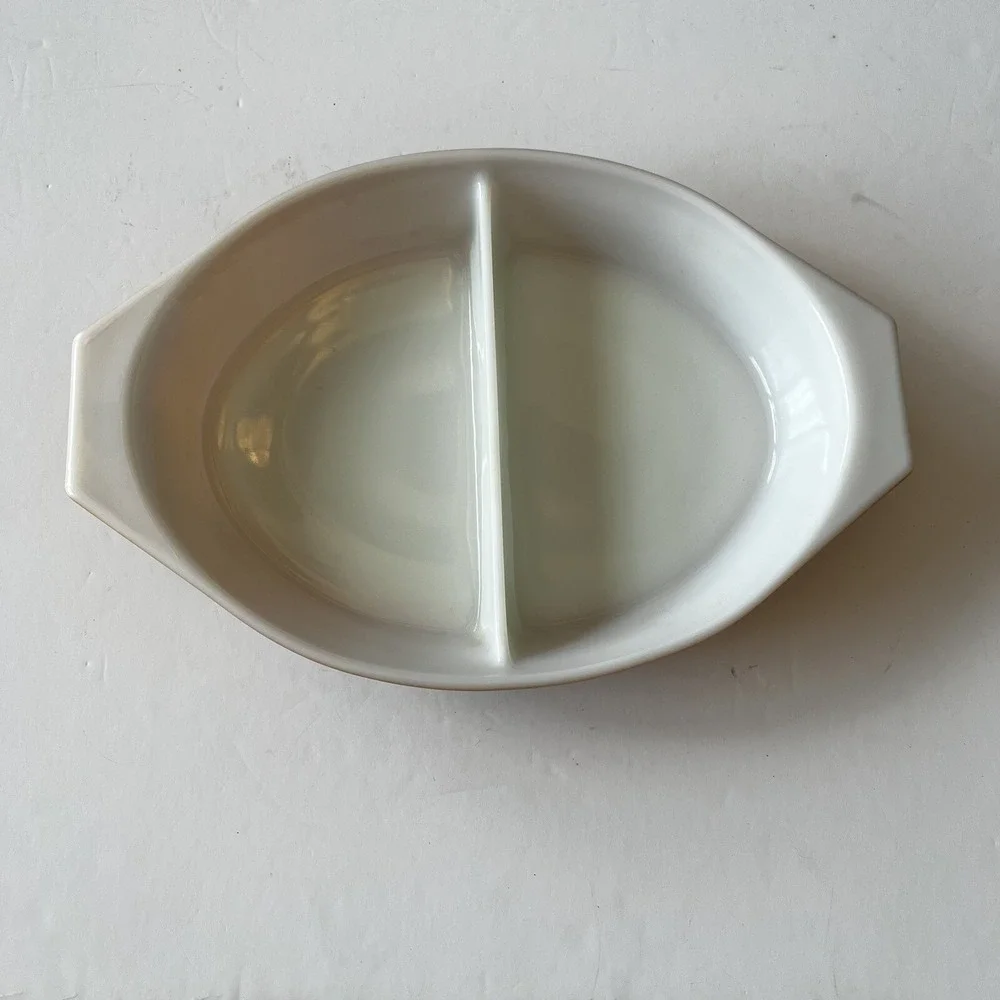 Pyrex 063 divided